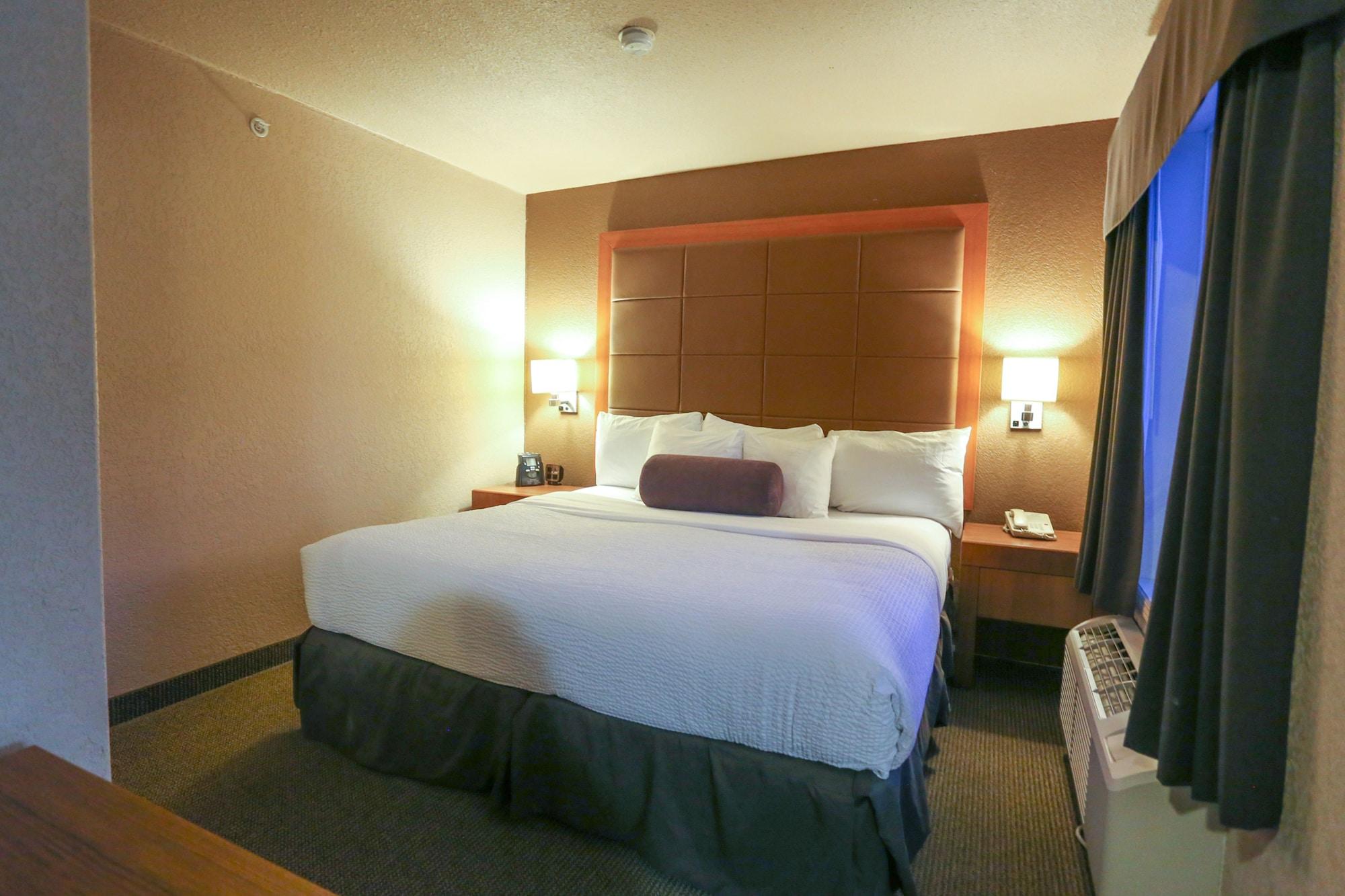 Days Inn By Wyndham Calgary Airport Exteriér fotografie