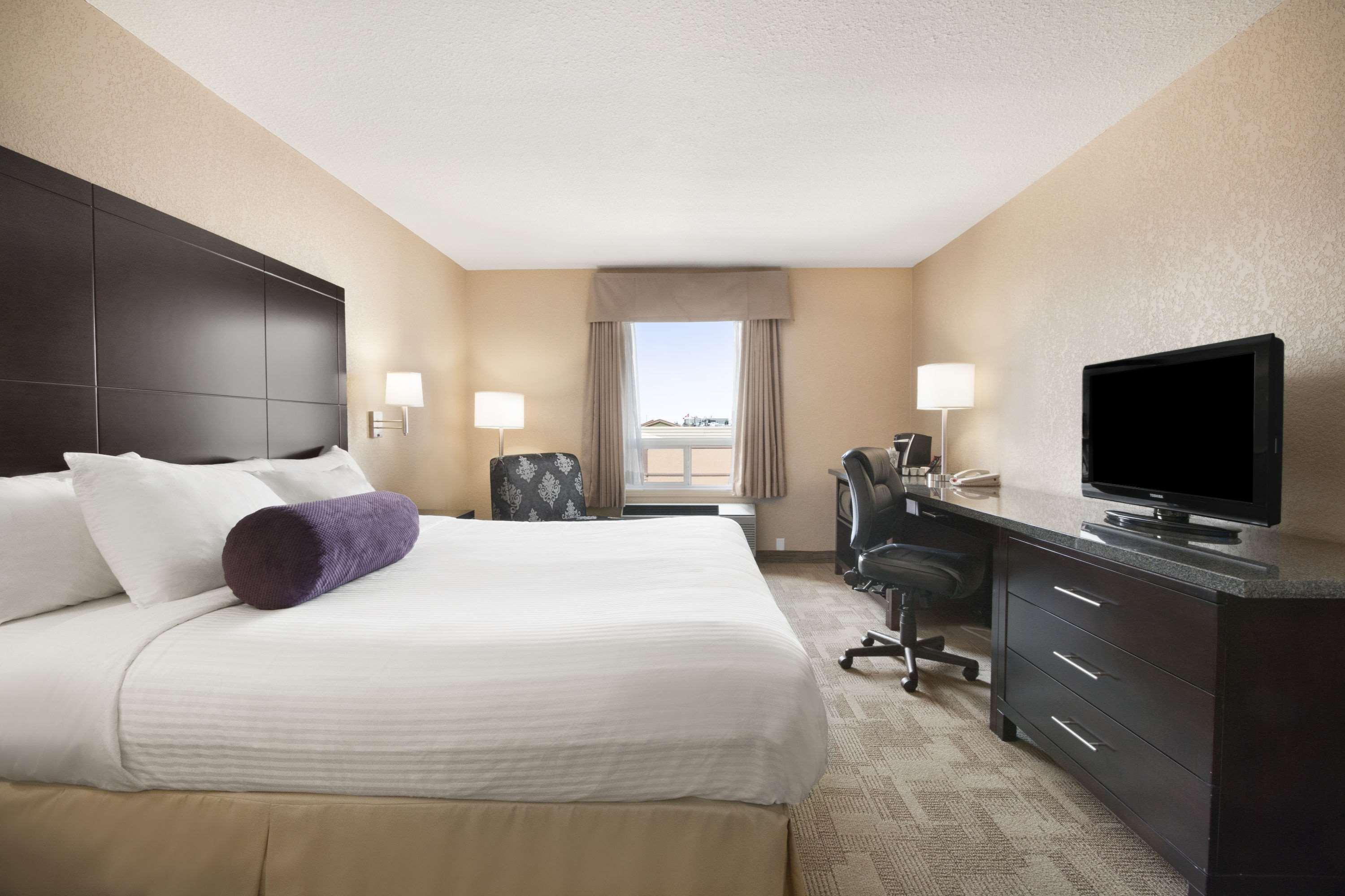 Days Inn By Wyndham Calgary Airport Exteriér fotografie