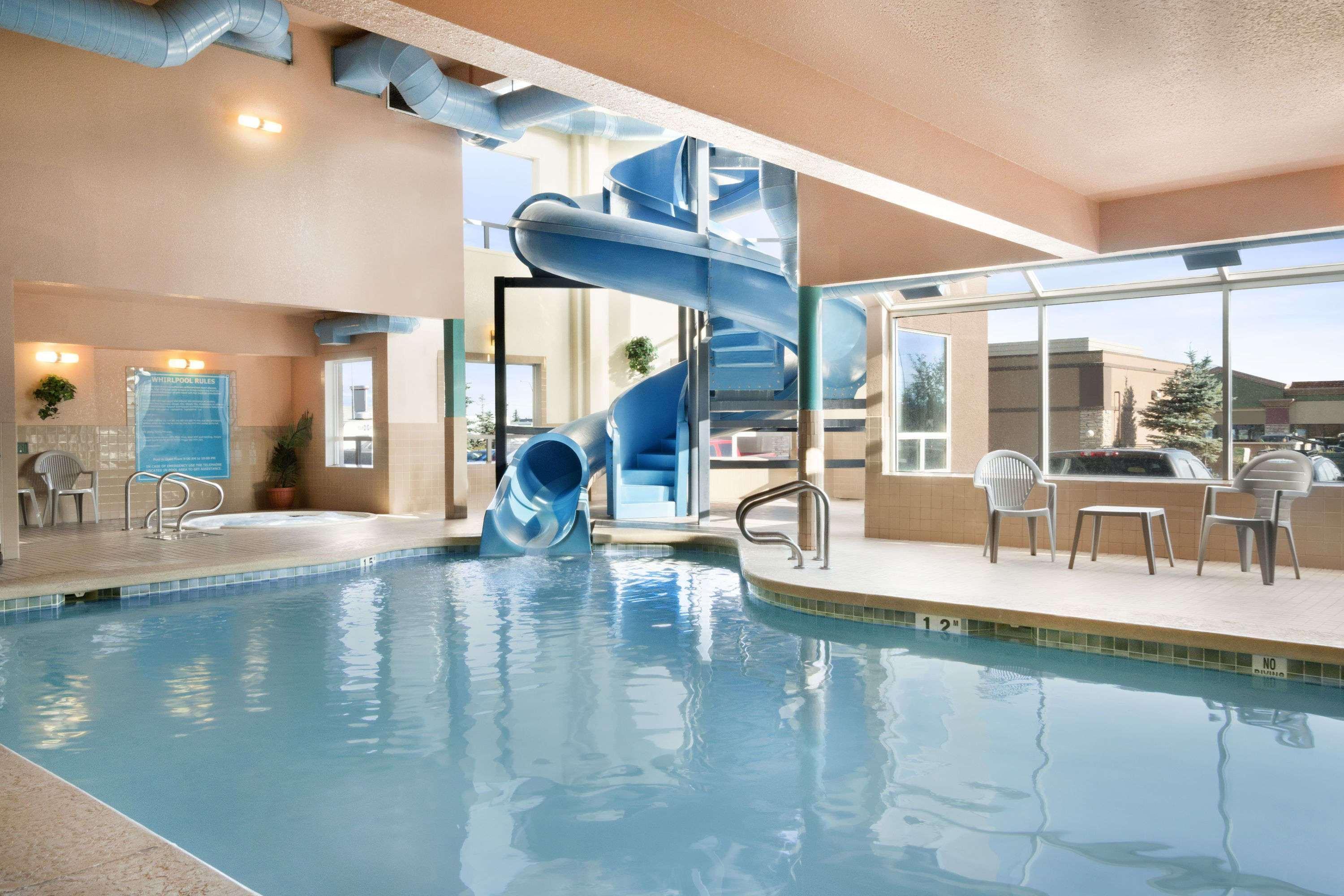 Days Inn By Wyndham Calgary Airport Exteriér fotografie