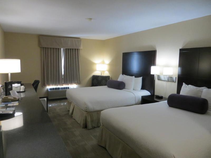 Days Inn By Wyndham Calgary Airport Exteriér fotografie