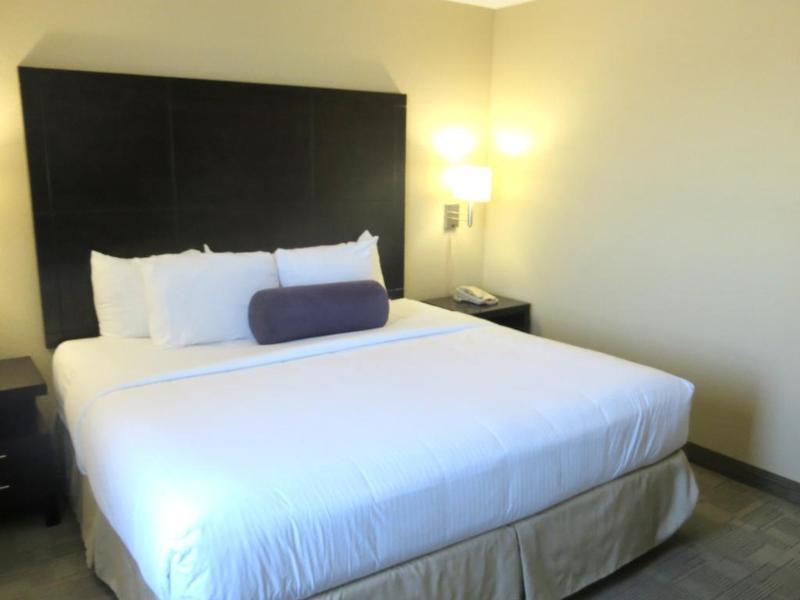 Days Inn By Wyndham Calgary Airport Exteriér fotografie